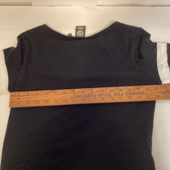 Pittsburgh Steelers Long sleeve Women’s t-shirt size medium Jersey style tee - Picture 10 of 12